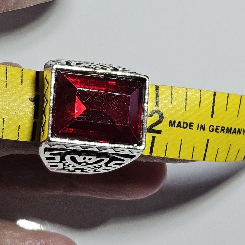 Silver Tone Red Rectangular Faceted Rhinestone Ring Size 11.5 - Picture 10 of 13